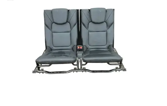 Ford Focus Third row seats 