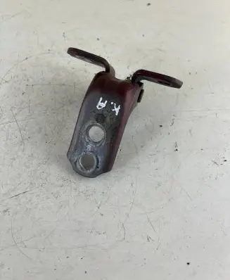 Toyota RAV 4 (XA20) Front door lower hinge 