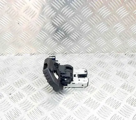 Audi A1 Tailgate/trunk/boot lock/catch/latch 8K9827505A