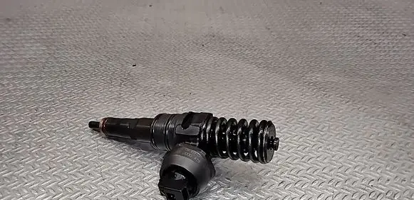 Fuel injector