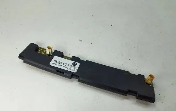 Volkswagen Jetta V Antenna control unit 6001011262 1K5035532A EPLC6801403S