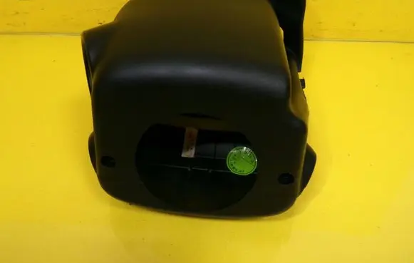 Hyundai Veloster Steering wheel column trim