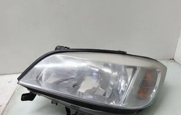 Opel Zafira A Headlight/headlamp 90582021