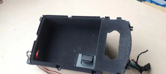 Audi A6 S6 C7 4G Glove box central console 4G0864981A
