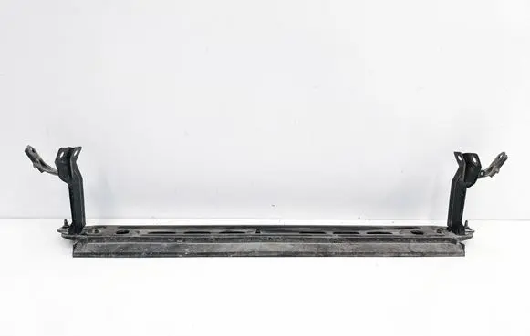 Volvo XC60 Radiator mount bracket 31368100
