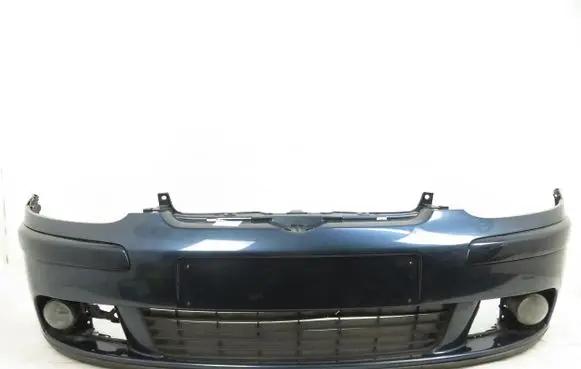 Volkswagen Golf V Front bumper