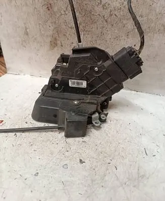 Ford Focus Front door lock A048069 3M5AR21812AK