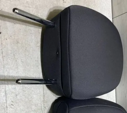 Toyota Yaris Front seat headrest 