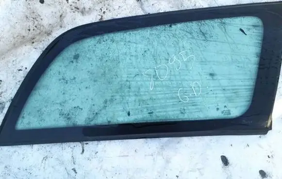 Citroen C5 Rear side window as2