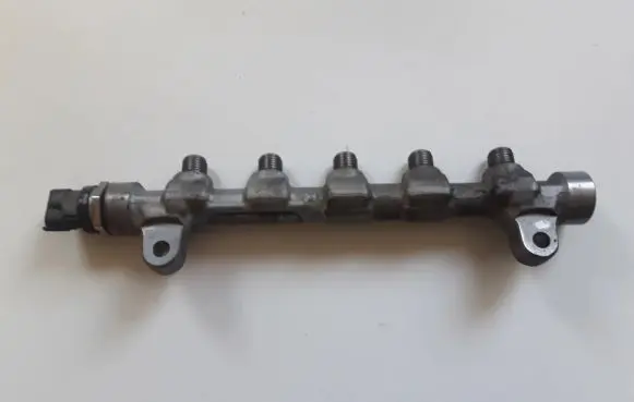 Hyundai i40 Fuel main line pipe 314002A400
