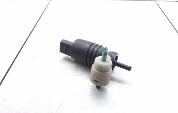 Audi 100 200 5000 C3 Windscreen/windshield washer pump