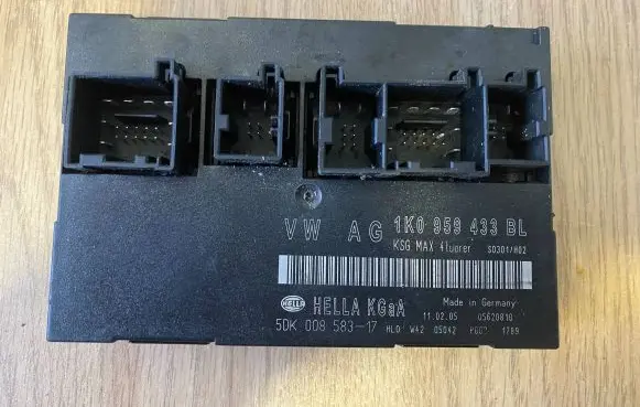 Volkswagen Golf V Comfort/convenience module 1K0959433BL 5DK00858317