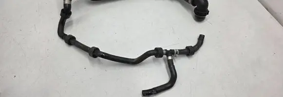 Volkswagen PASSAT B8 Engine coolant pipe/hose 3Q0122101BD