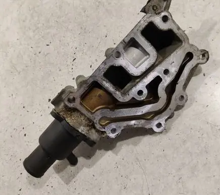Renault Scenic I Thermostat housing 7700600514