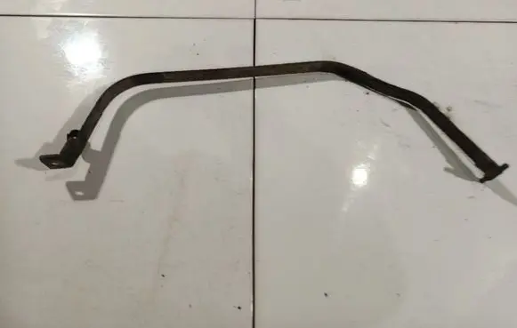 Opel Antara Fuel tank mounting bracket 