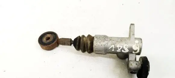 Audi A4 S4 B5 8D Clutch master cylinder 8d1721401
