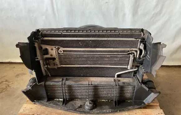Mercedes-Benz E C207 W207 Radiator set A2045000293 A2045001001