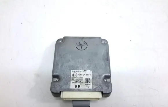 Toyota Prius (XW50) Other control units/modules 8815047110