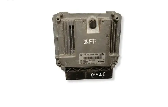 Opel Zafira C Engine control unit/module 55585024 55579447 0281018769
