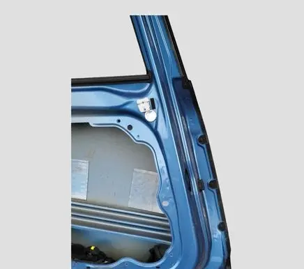 Volvo V40 Rear door