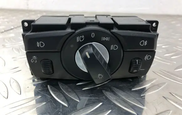 BMW 5 E60 E61 Light switch 6988555