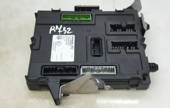 Nissan Qashqai Comfort/convenience module 284B14CB5C S180192100 116RAI002868