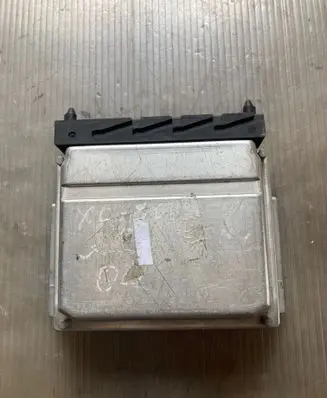 Volvo XC90 Engine control unit/module 08675761A 1039S00000 0261207809