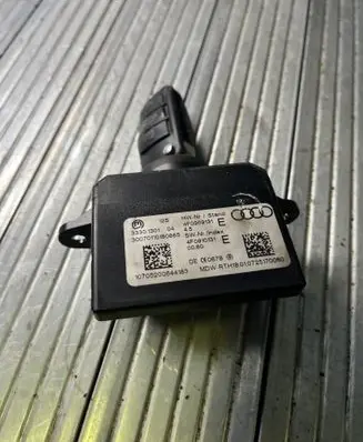 Audi A6 S6 C6 4F Ignition lock 4F0910131
