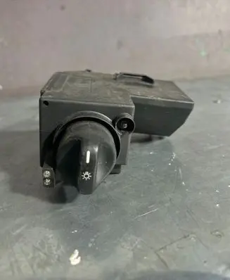 Mercedes-Benz E W210 Light switch 2105451404