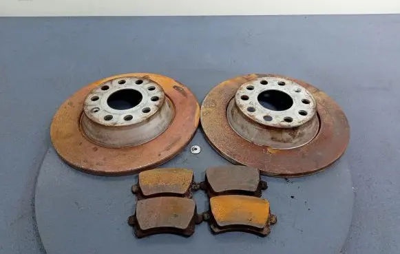 Volkswagen Tiguan Rear brake disc