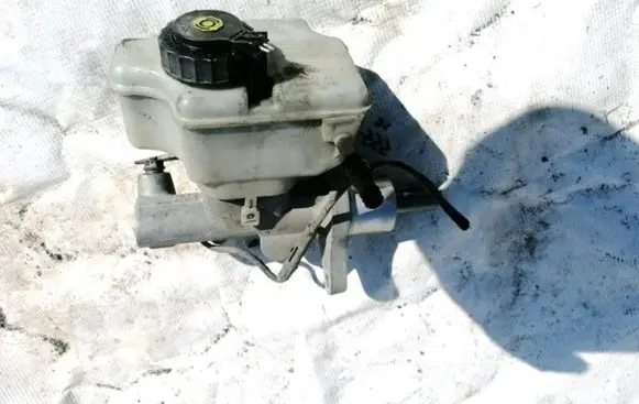 Skoda Octavia Mk2 (1Z) Master brake cylinder