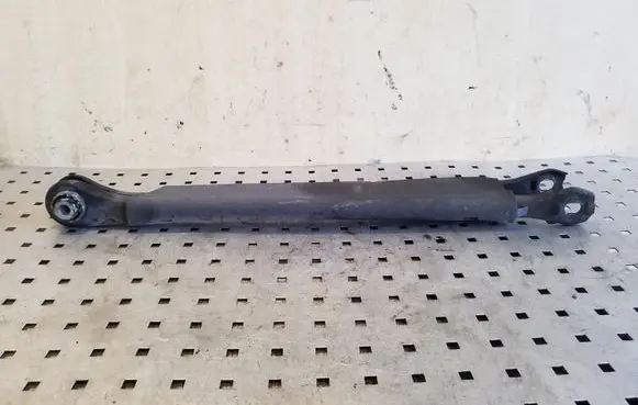 Rear control arm