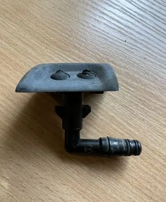 Land Rover Discovery 3 - LR3 Headlight washer spray nozzle 21726
