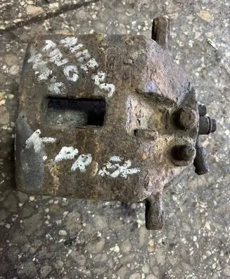 Nissan Almera Tino Front brake caliper