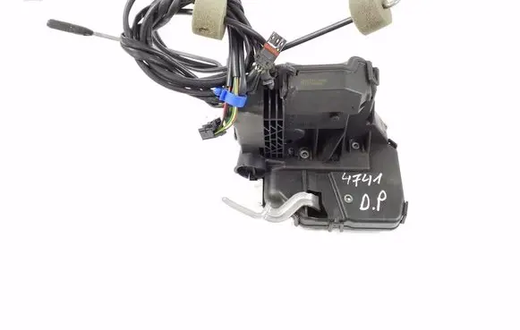 Mercedes-Benz SLK R171 Front door lock A1717202635
