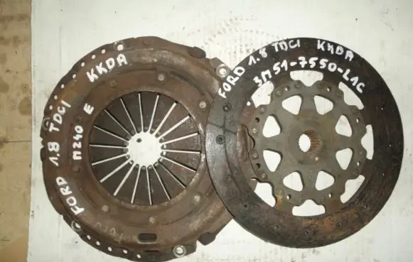 Ford Focus Clutch set kit 3M517550C1C