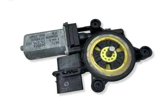 BMW 1 F20 F21 Front door window regulator motor 71015003 5000966
