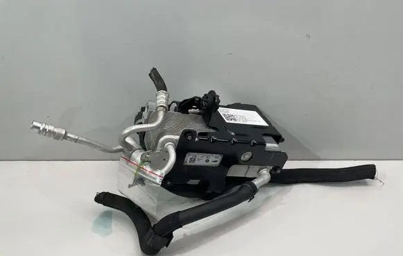 BMW X4 G02 Air conditioning (A/C) air dryer 8075560