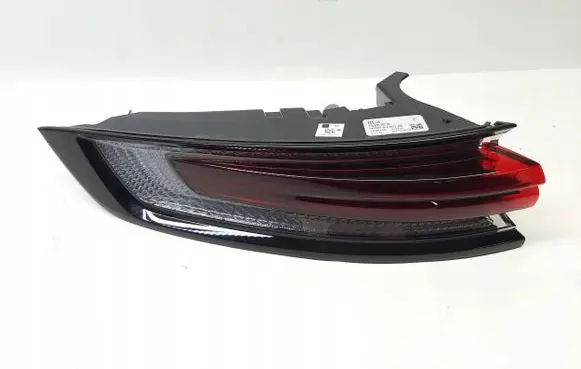Porsche Cayenne (9PA) Rear/tail lights 9Y0945091M