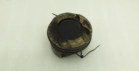 BMW X5M E70 Piston 