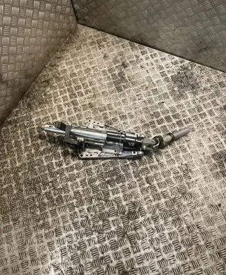 Mercedes-Benz CLS C218 X218 Steering rack mechanical part 2184600016 A2184600016
