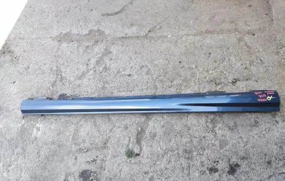 Mercedes-Benz C AMG W204 Front sill (body part) 