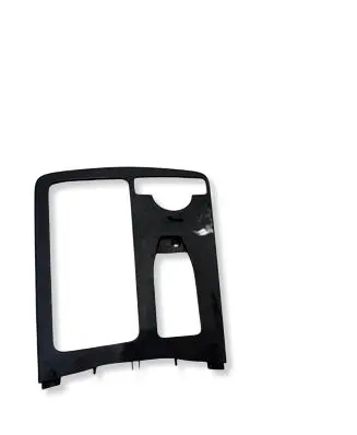 Mercedes-Benz C W204 Gear shifter surround trim plastic A2046800207 81564 0005033022