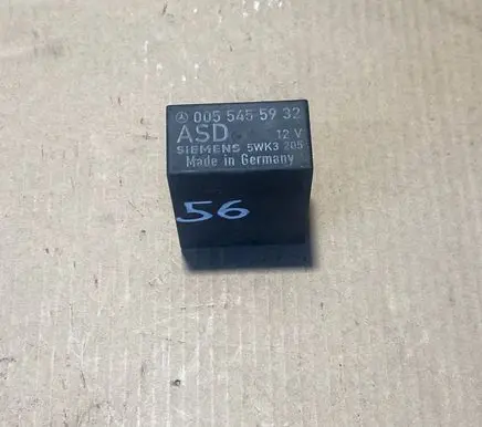 Mercedes-Benz E W124 Other relay 0055455932 5WK3205