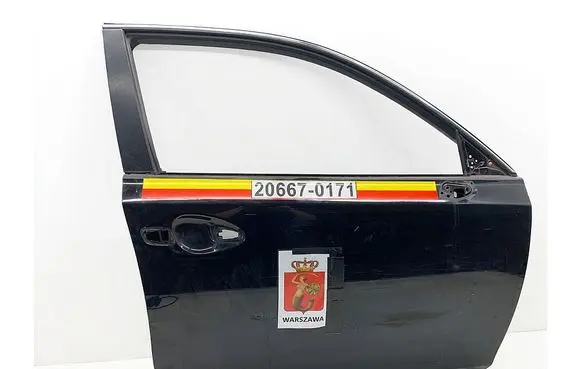 Lexus CT 200H Front door