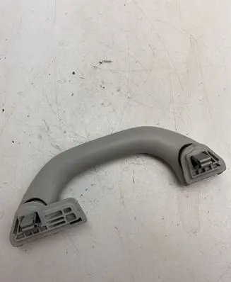 Volkswagen Jetta VI Rear interior roof grab handle 5C6857607A