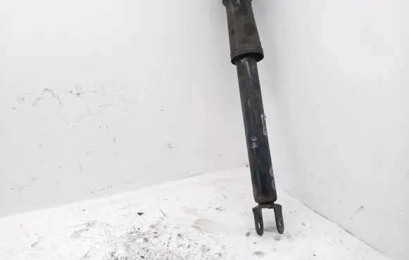 KIA Sportage Rear shock absorber/damper 553003U350
