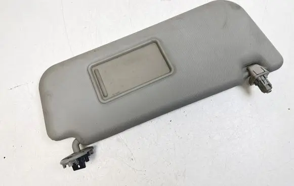 Toyota Verso Sun visor