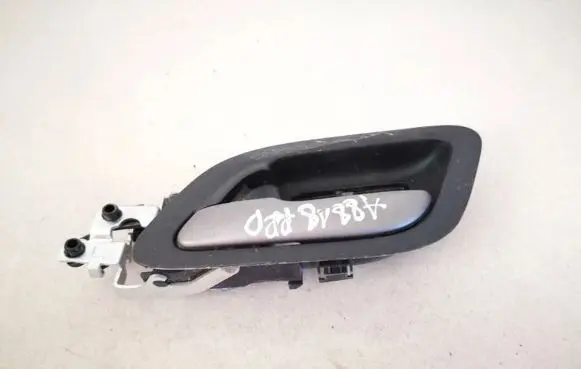 Honda FR-V Front door interior handle