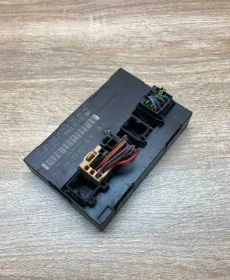Volkswagen Golf V Comfort/convenience module 1K0959433AK 5DK008583 WithPlug